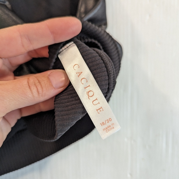 CACIQUE women's black faux leather bralette size 18/20 - Picture 4 of 7